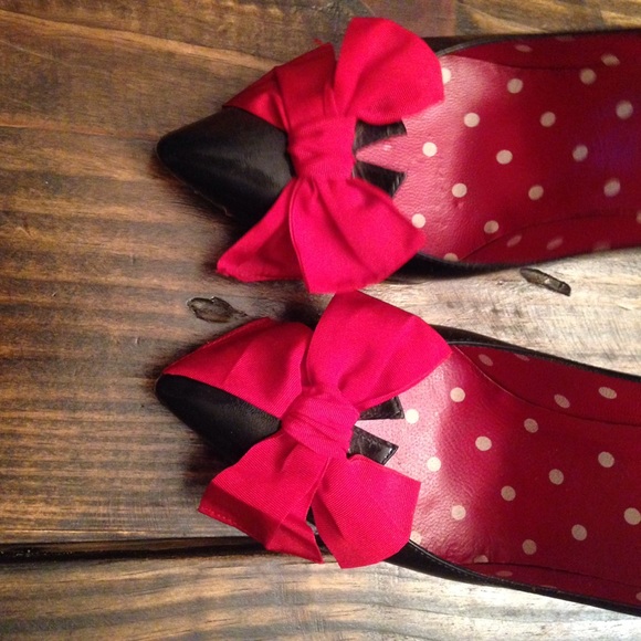 Moschino cheap and chic designer cheapandchic black patent red heel bow 6 as is - Picture 11 of 16